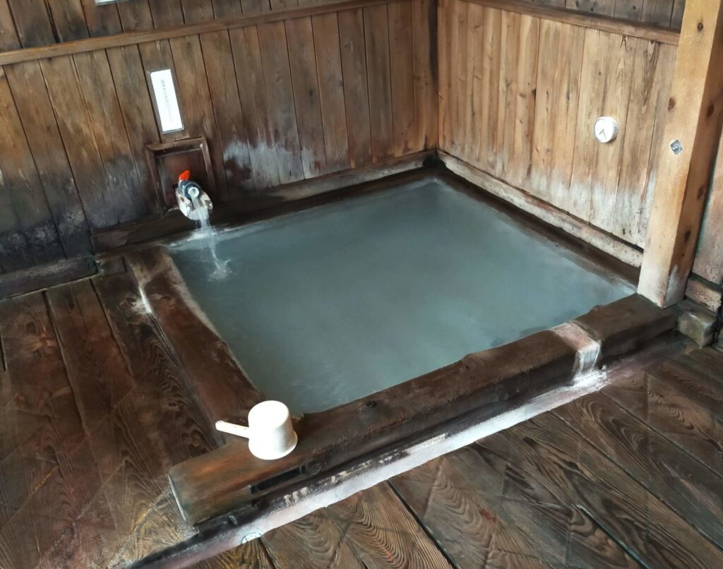 草津温泉　白旗の湯