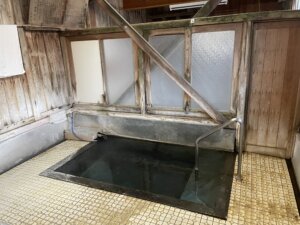 角間温泉　新田の湯　共同浴場