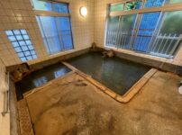 肘折温泉　亀屋