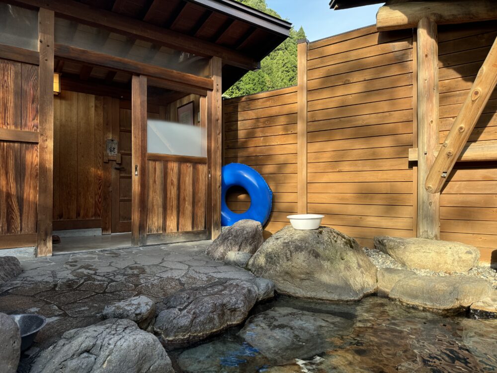 栃尾温泉 宝山荘