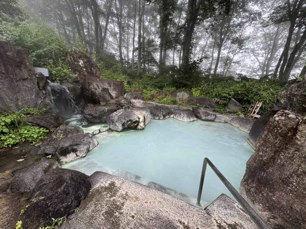 燕温泉 ホテル花文