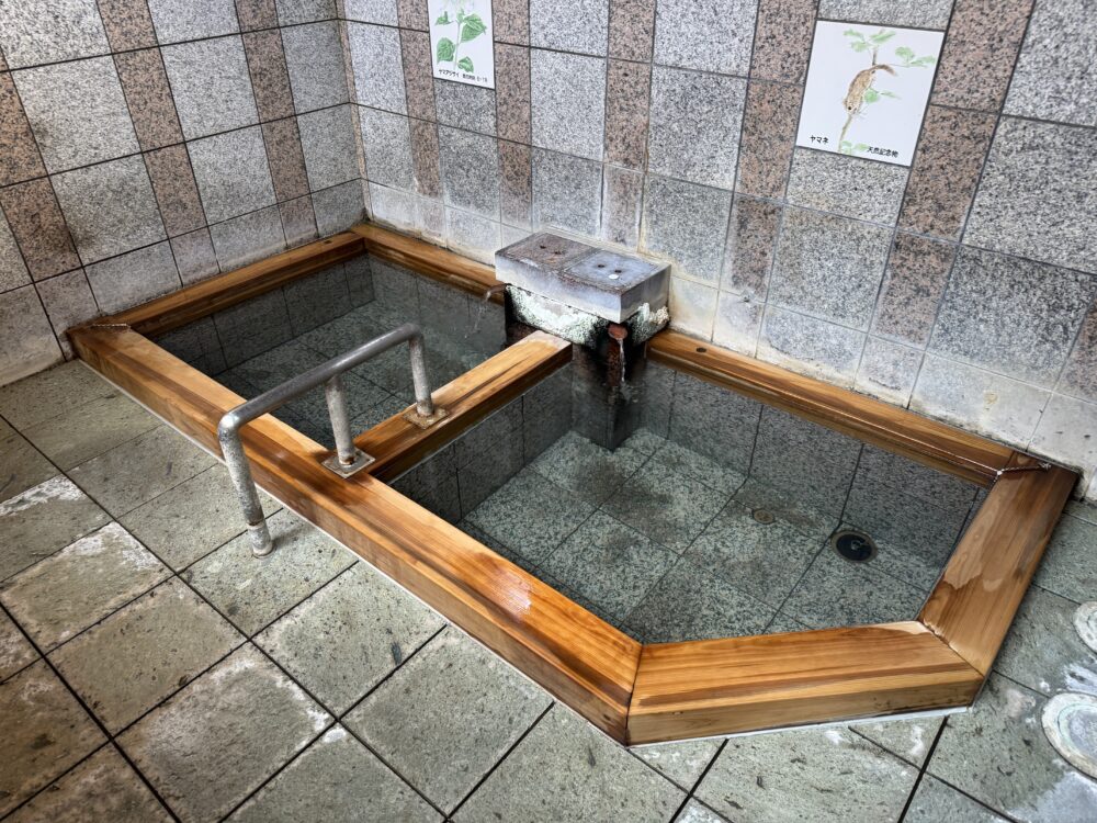四万温泉 上の湯