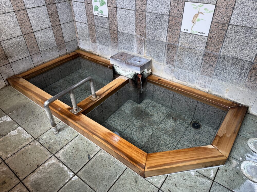 四万温泉 上の湯