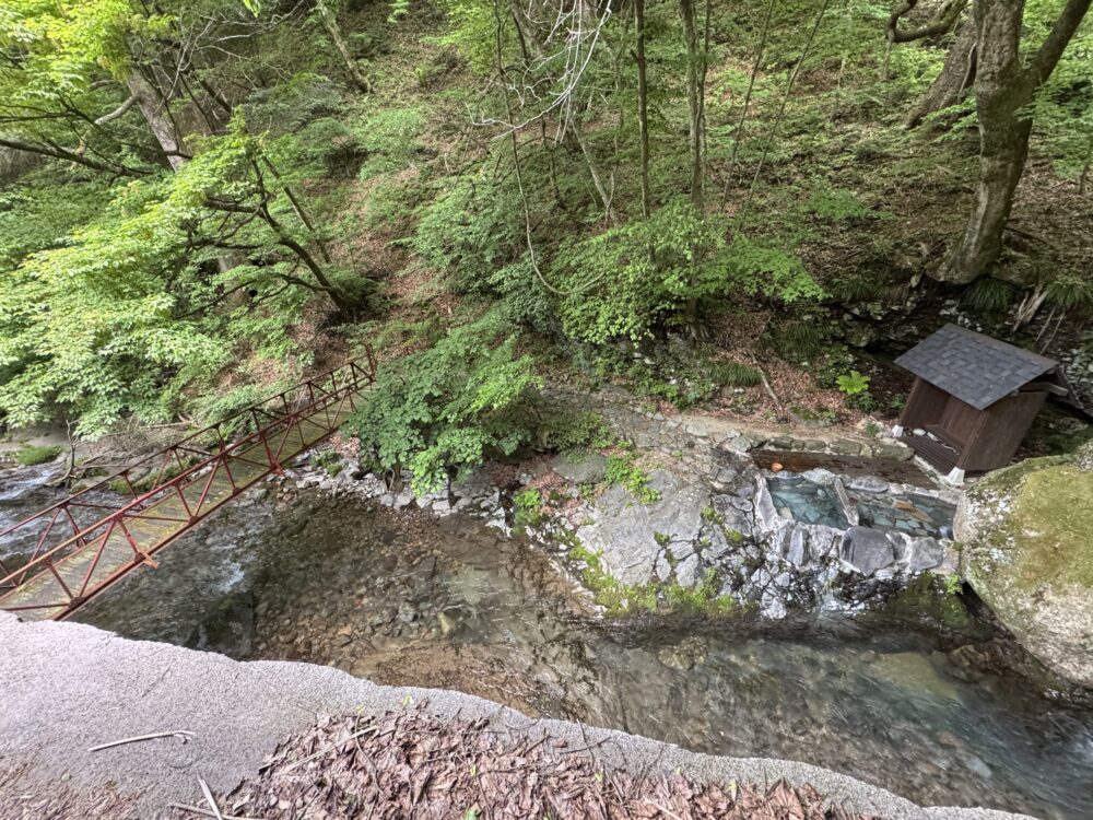 四万温泉　中生館