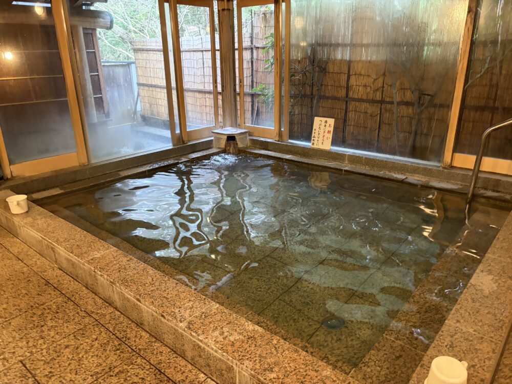 湯元赤目 山水園