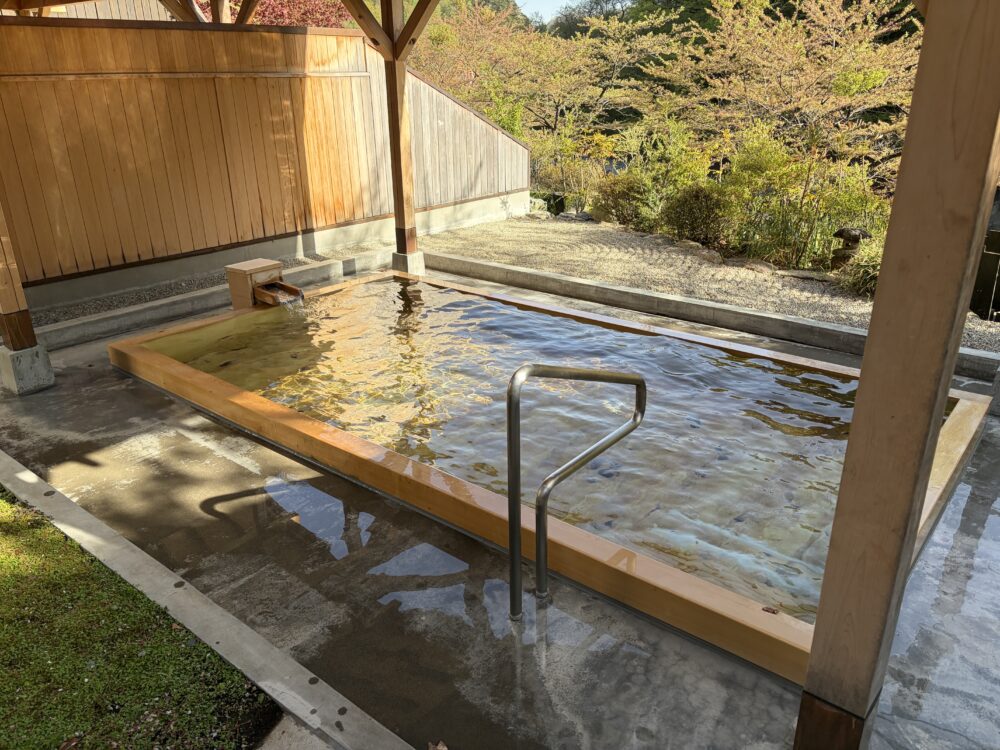 板室温泉 大黒屋 保養とアートの宿