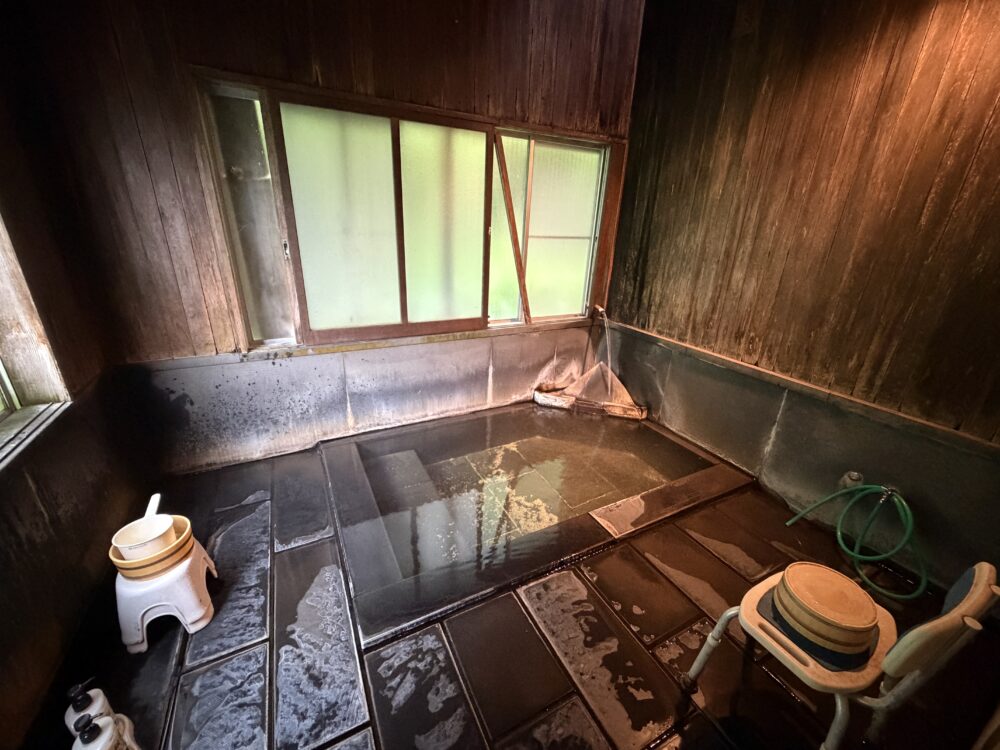 白布温泉 西屋