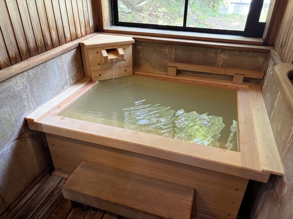 五色の湯旅館