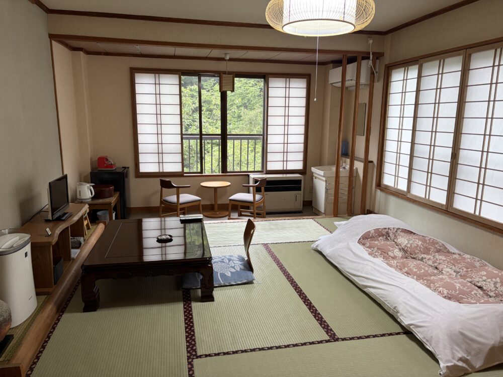 二岐温泉「柏屋旅館」さんの和室