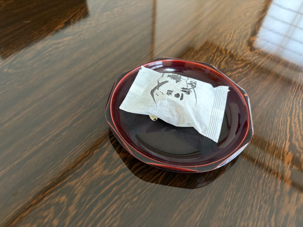 二岐温泉「柏屋旅館」さんのお茶菓子「二岐山」